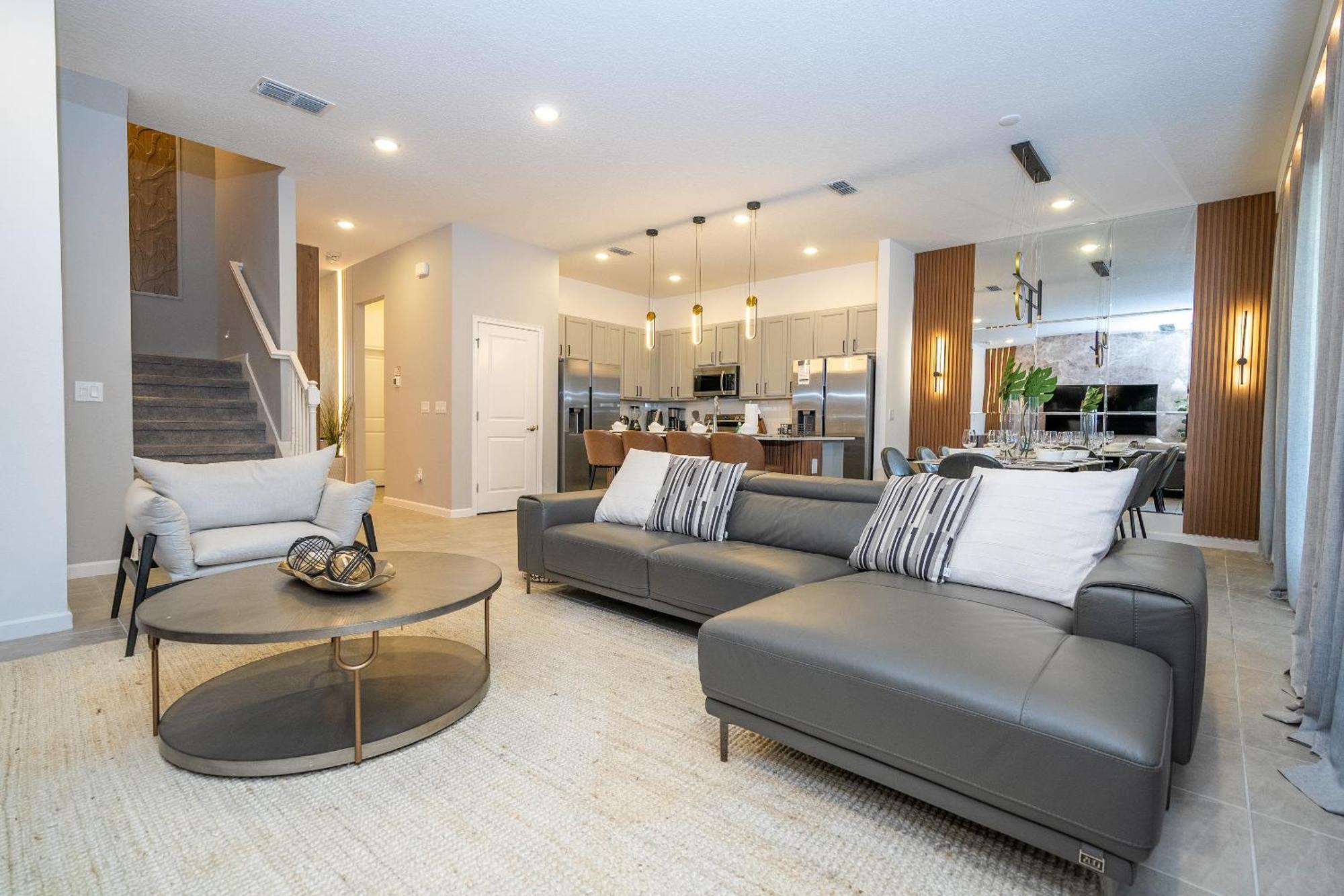 Brand New Elegance At Paradiso 6086